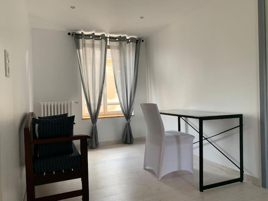 Maison De 1 A 8 Personnes Entierement Renovee Charly-sur-Marne Buitenkant foto